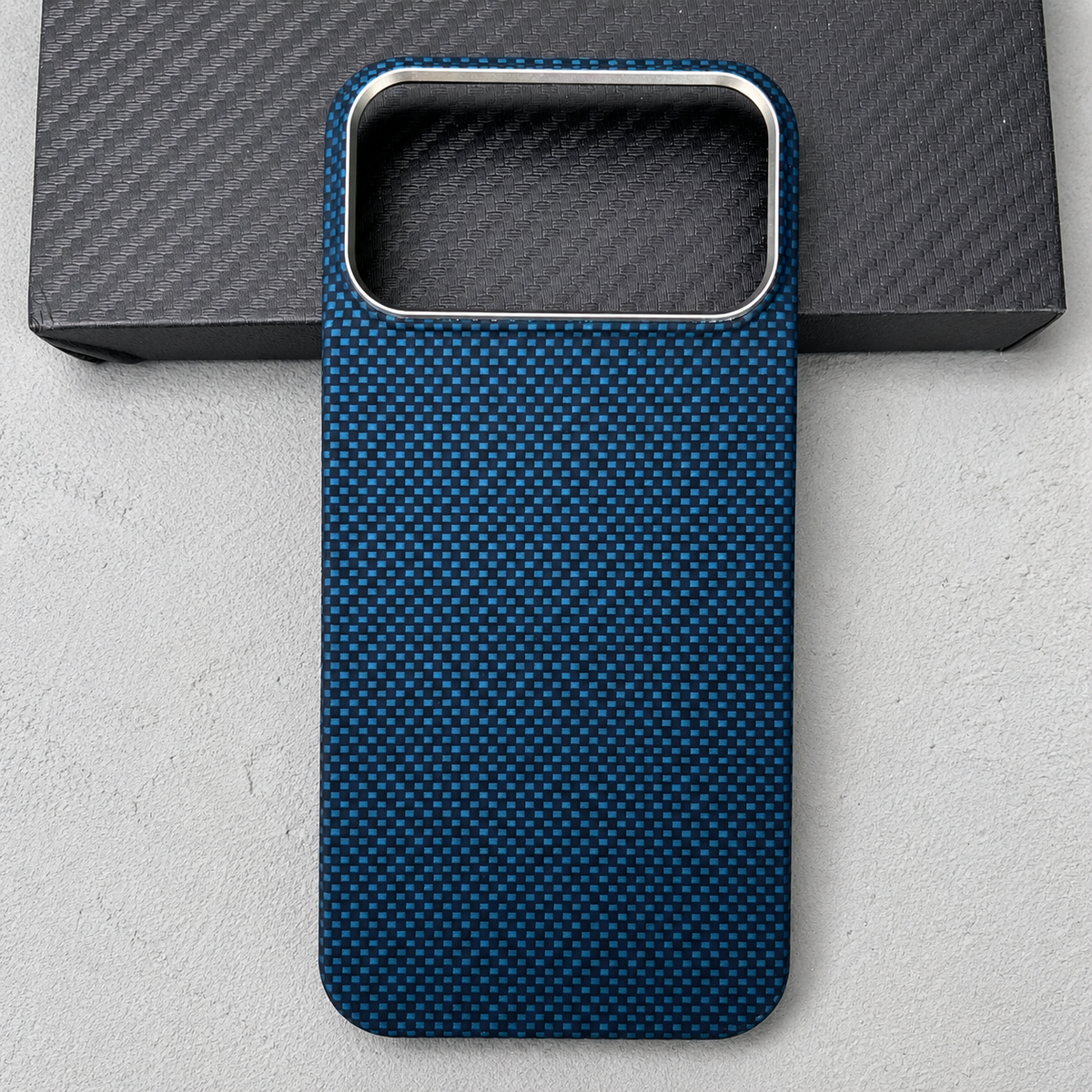 Premium iPhone Case Real Aramid Carbon Fiber Magnetic MagSafe Compatible Lightweight Shockproof Protective Cover