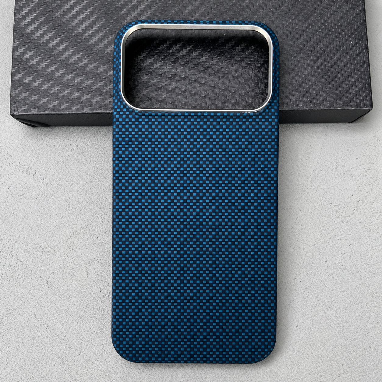 Premium iPhone Case Real Aramid Carbon Fiber Magnetic MagSafe Compatible Lightweight Shockproof Protective Cover